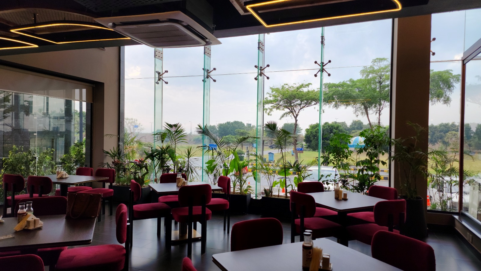 Pasta La Vie — Restaurant Interior, Lahore